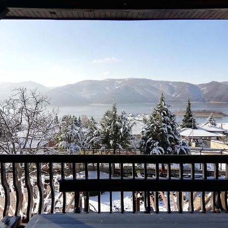 Trifon Zarezan Family Hotel กลาวาตาร์ตซิ ภายนอก รูปภาพ